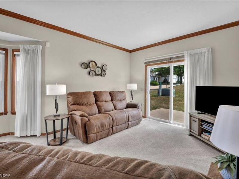 205 Village Drive , Seven Hills, OH 44131 Photo 4