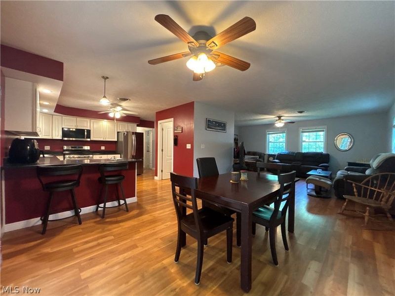 189 Ashtabula Point, Roaming Shores, OH 44084 Photo 6