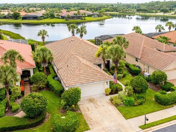 10523 Bella Vista DR , FORT MYERS, FL 33913
