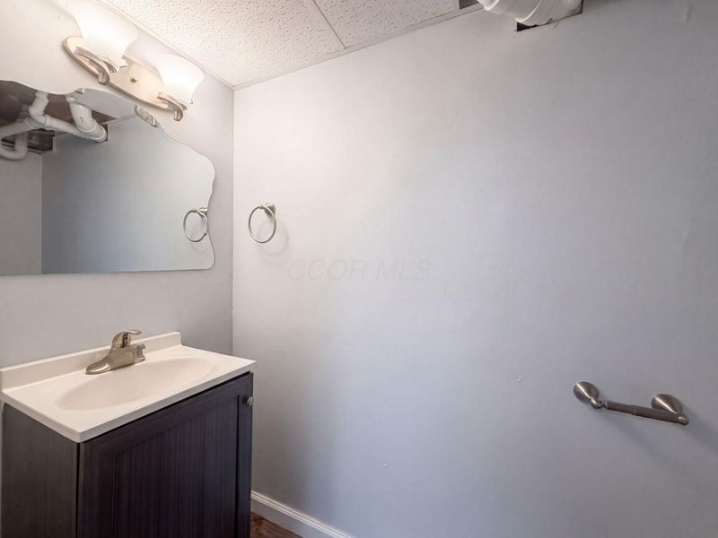 1415 Bolenhill Avenue , Columbus, OH 43229 Photo 21