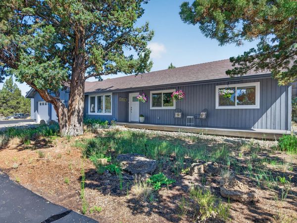 64561 Joe Neil Road, Bend, OR 97701