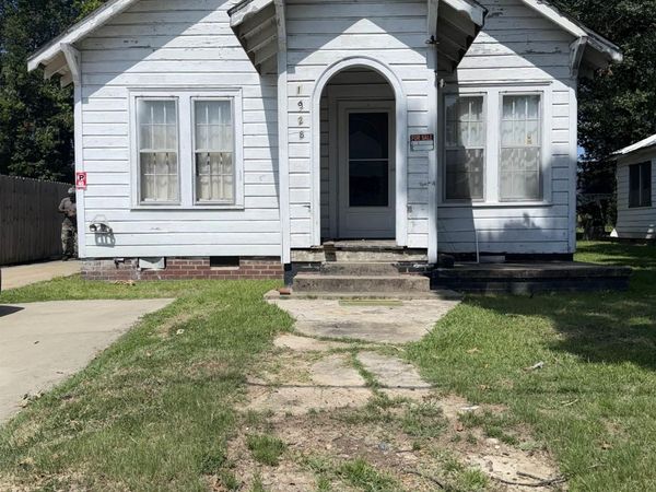 1928 S Olive Street , Pine Bluff, AR 71601