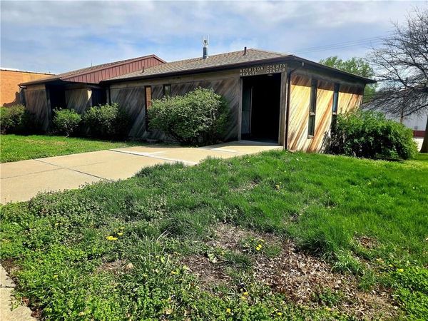 421 Main Street, Tarkio, MO 64491