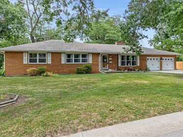 602 Pierson Street, Excelsior Springs, MO 64024