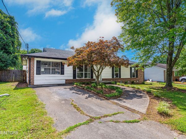 1016 Ruskin Drive, Knoxville, TN 37923