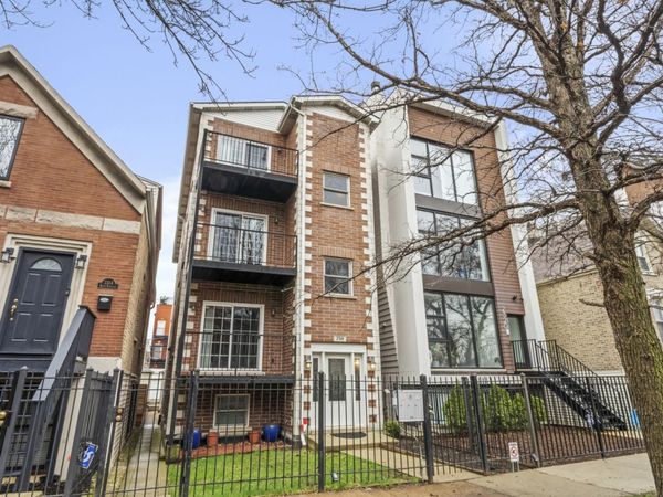 2318 N Hamilton Avenue, Unit 3, Chicago, IL 60647