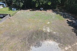 00 Stephanie Drive photo 4