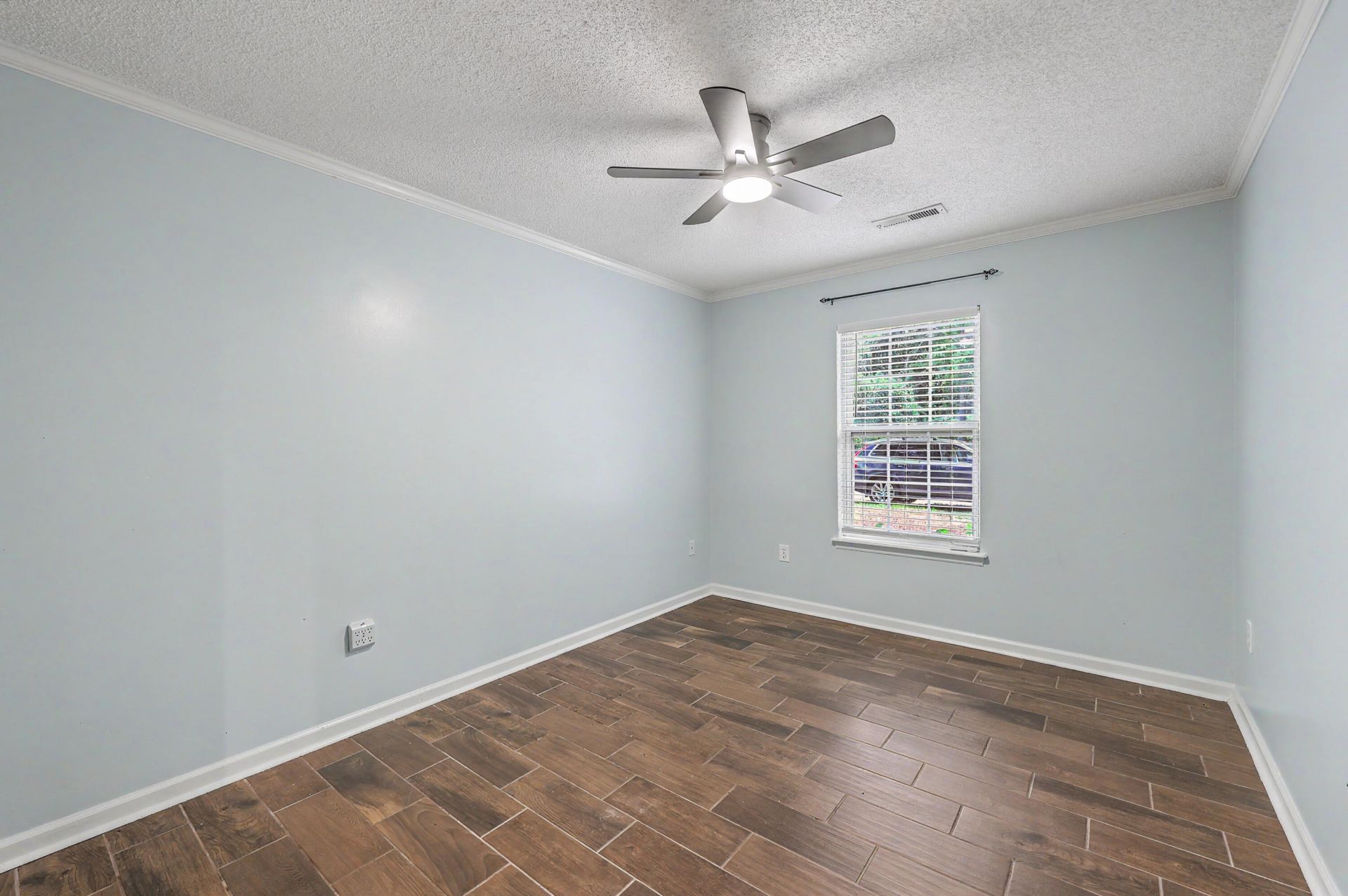 1612 Poinsettia Road Photo 22
