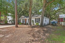 1612 Poinsettia Road photo 4