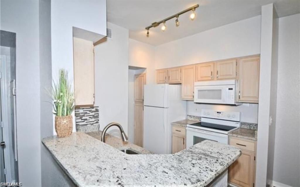 23500 Walden Center Dr , Unit 104, Estero, FL 34134 Photo