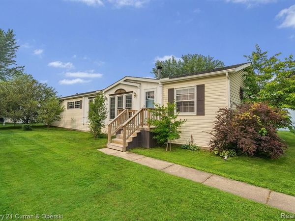 39253 Island Drive, Huron Twp, MI 48164