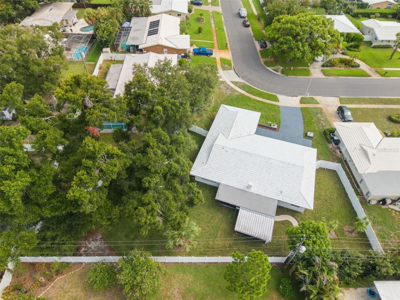 2065 Envoy Court, Clearwater, FL 33764 Photo