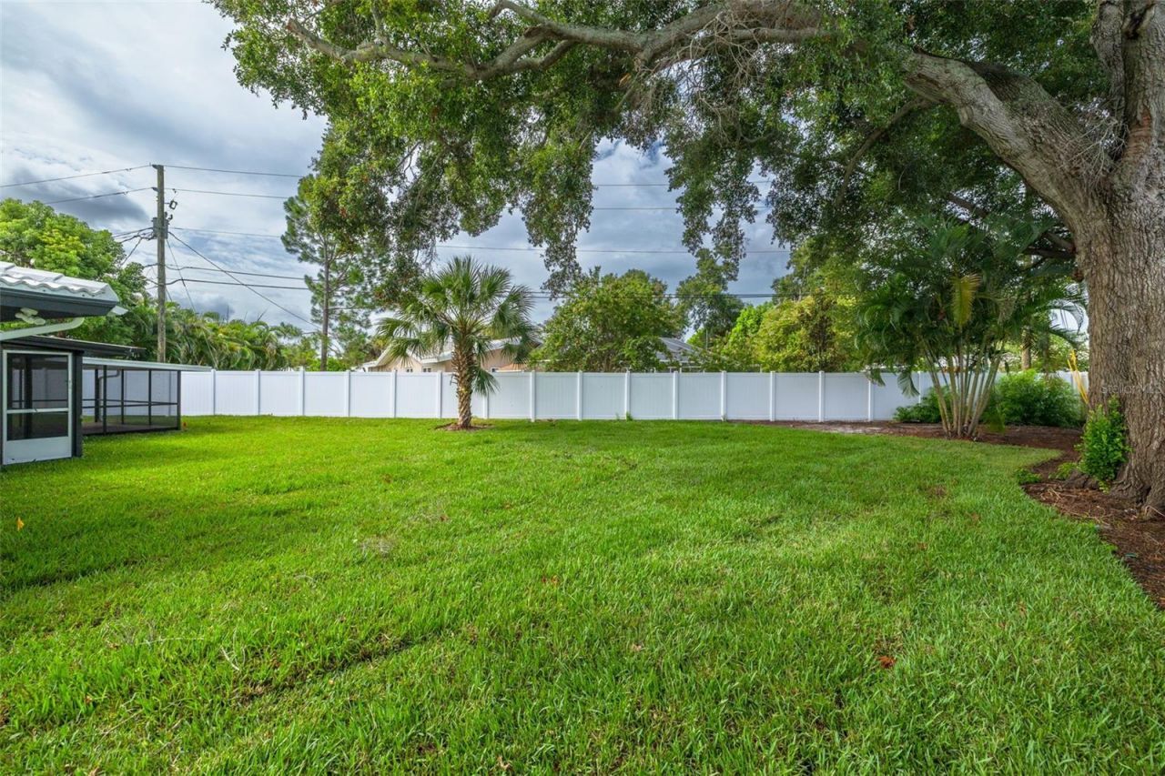 2065 Envoy Court, Clearwater, FL 33764 Photo