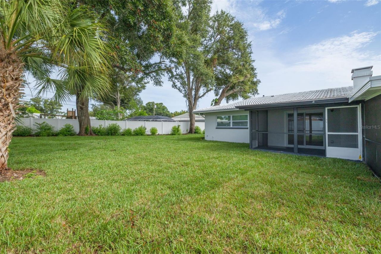 2065 Envoy Court, Clearwater, FL 33764 Photo