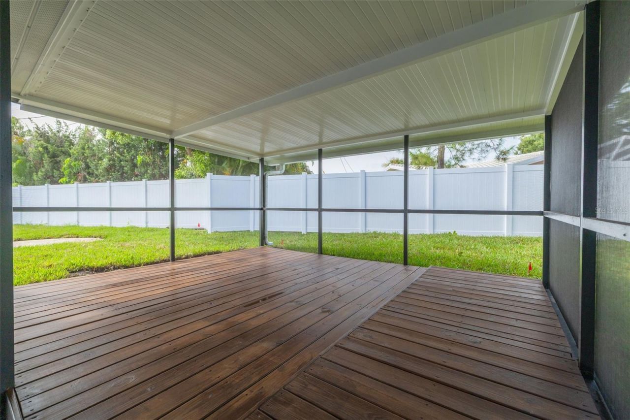 2065 Envoy Court, Clearwater, FL 33764 Photo