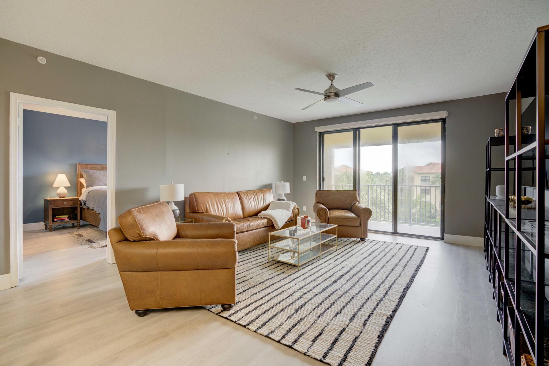 100 Uno Lago Drive, Unit 402, Juno Beach, FL 33408 Photo
