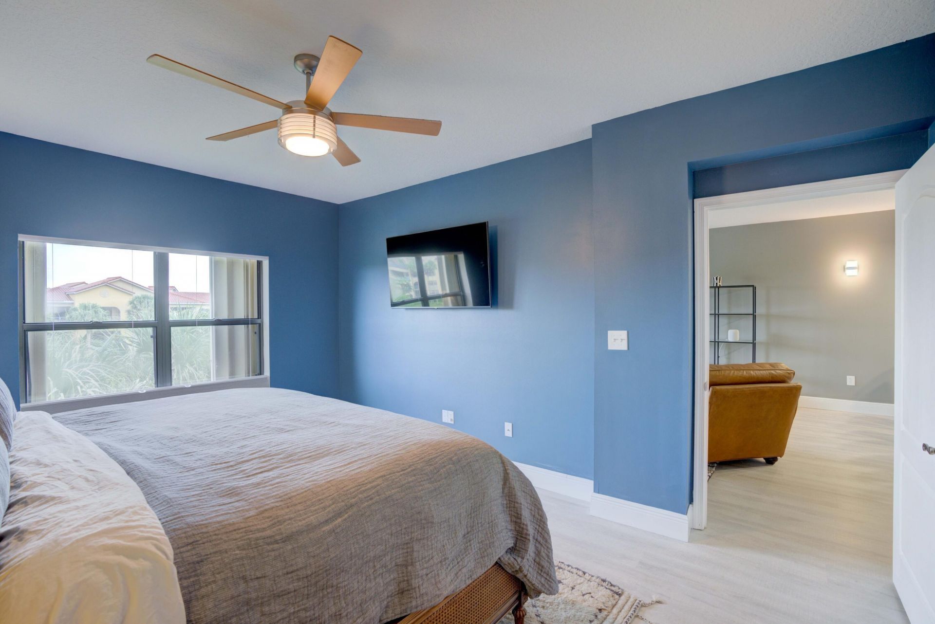 100 Uno Lago Drive, Unit 402, Juno Beach, FL 33408 Photo