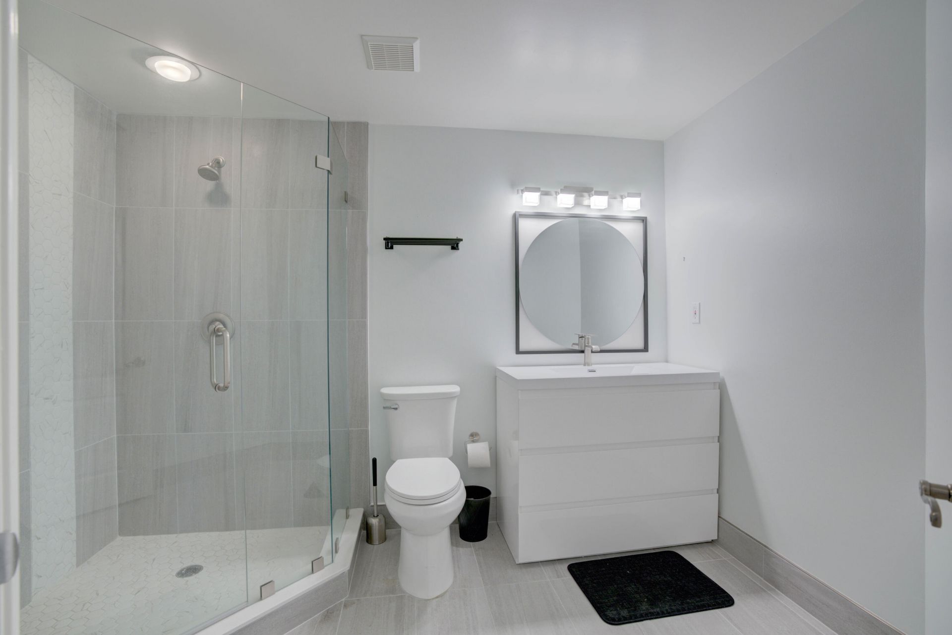 100 Uno Lago Drive, Unit 402, Juno Beach, FL 33408 Photo