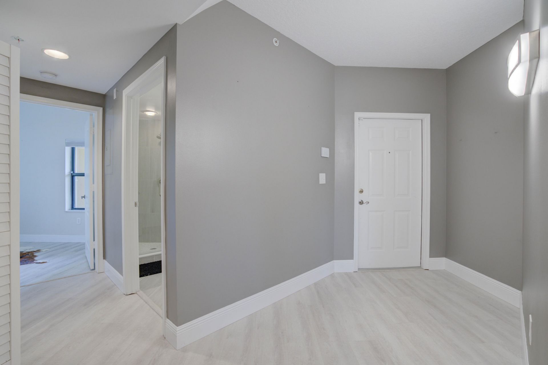 100 Uno Lago Drive, Unit 402, Juno Beach, FL 33408 Photo