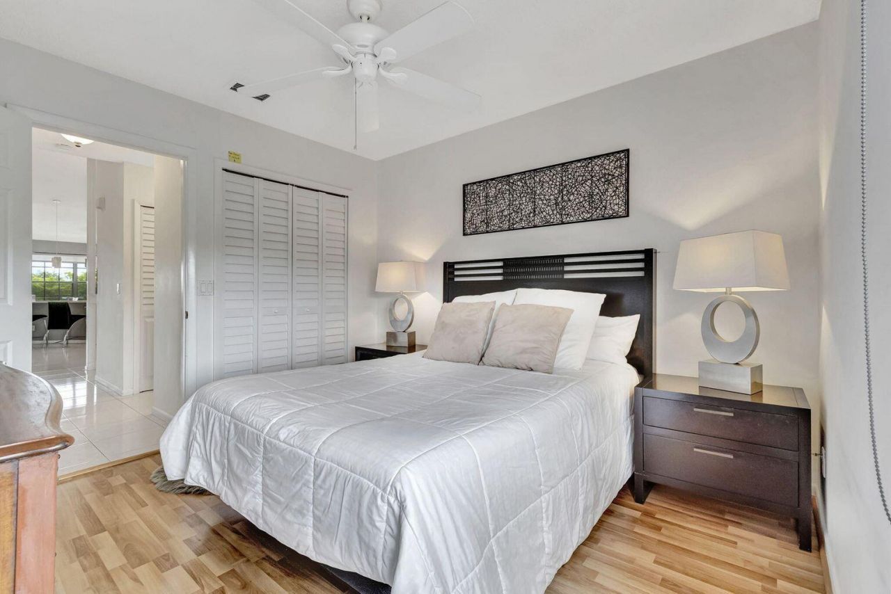 8320 Waterline Drive, Unit 201, Boynton Beach, FL 33472 Photo