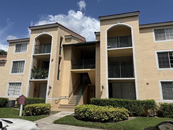 1743 Village Boulevard, Unit 106, West Palm Beach, FL 33409