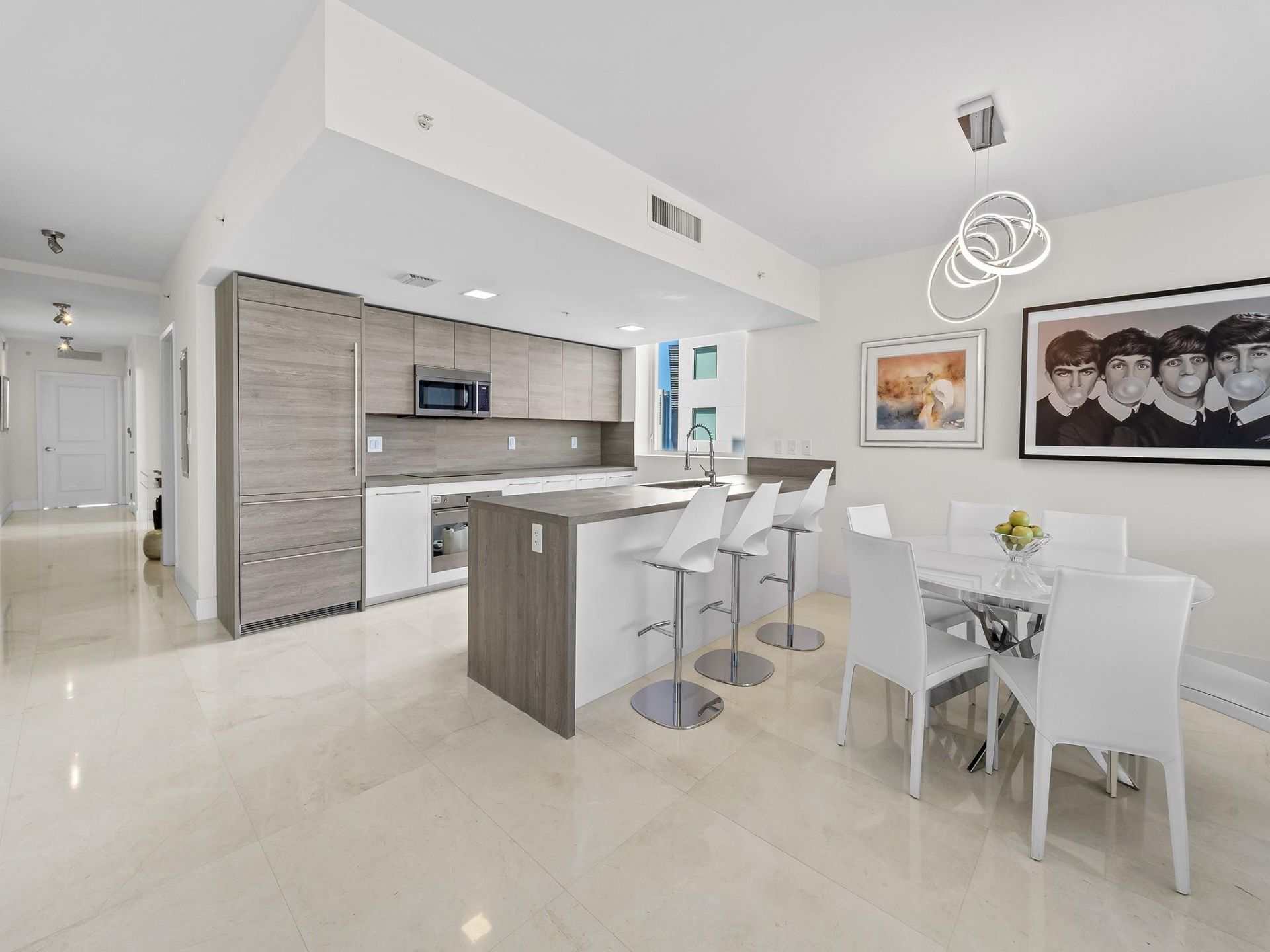 400 Sunny Isles Boulevard, Unit 1608, Sunny Isles Beach, FL 33160 Photo