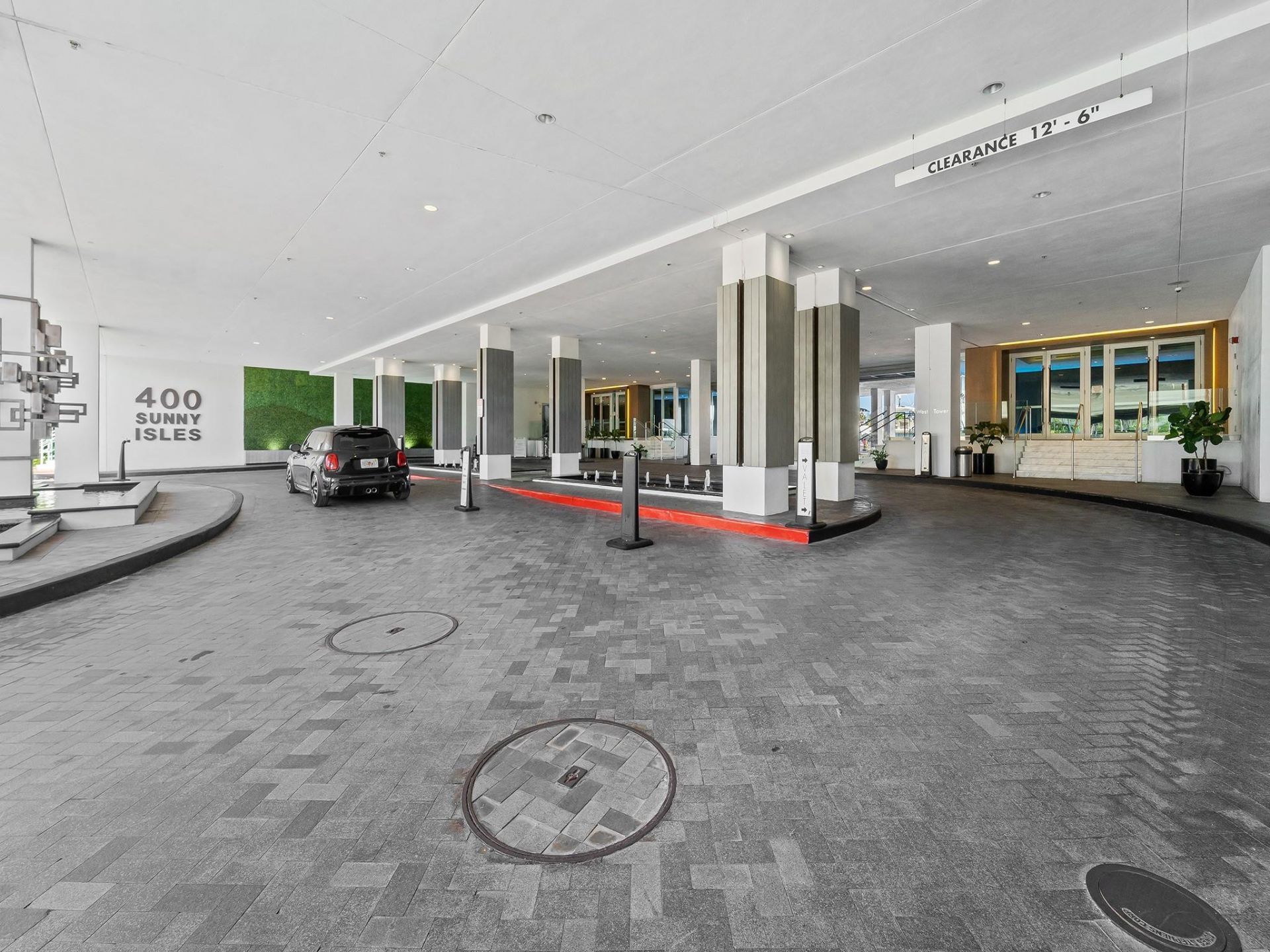 400 Sunny Isles Boulevard, Unit 1608, Sunny Isles Beach, FL 33160 Photo