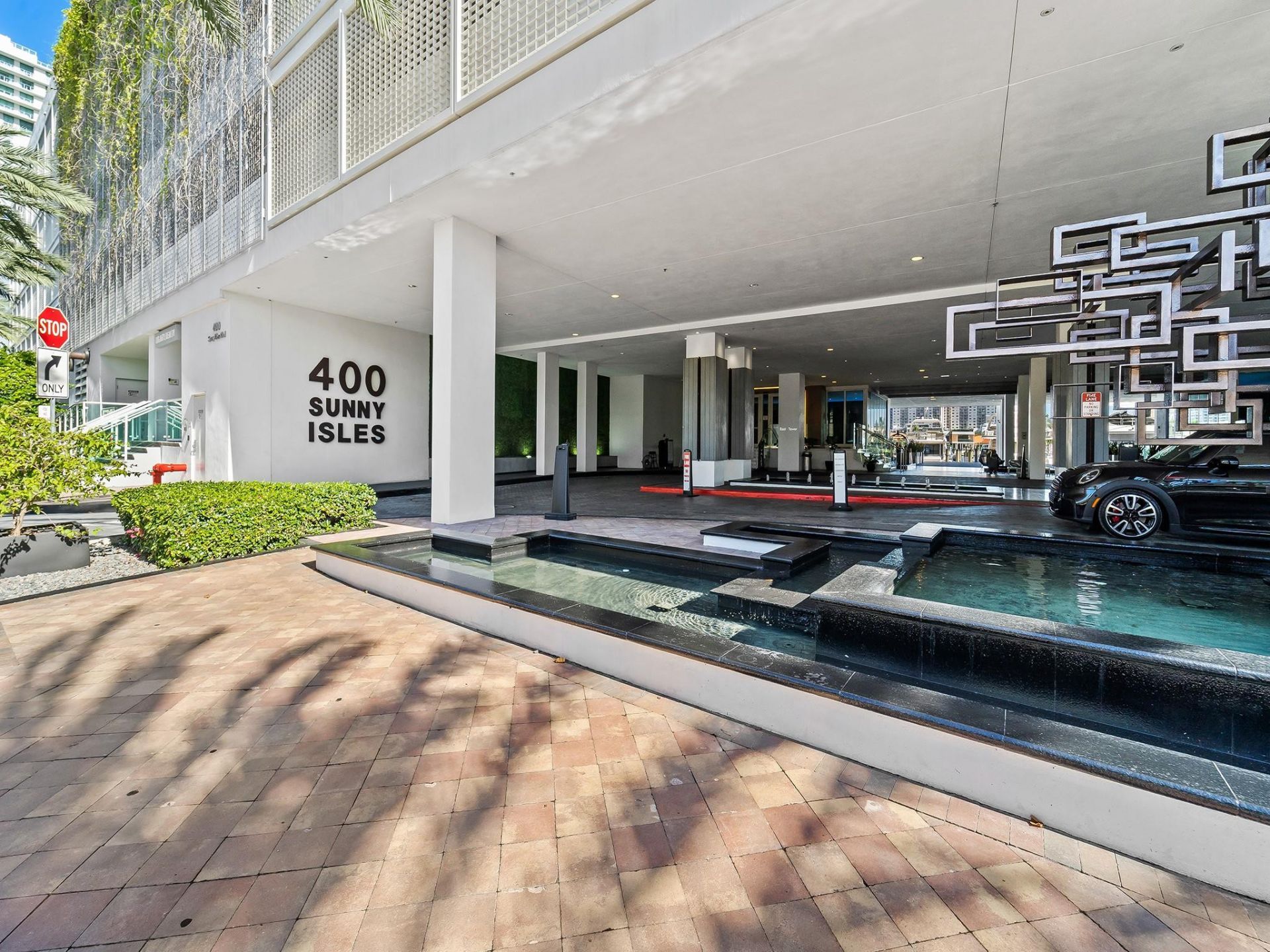 400 Sunny Isles Boulevard, Unit 1608, Sunny Isles Beach, FL 33160 Photo