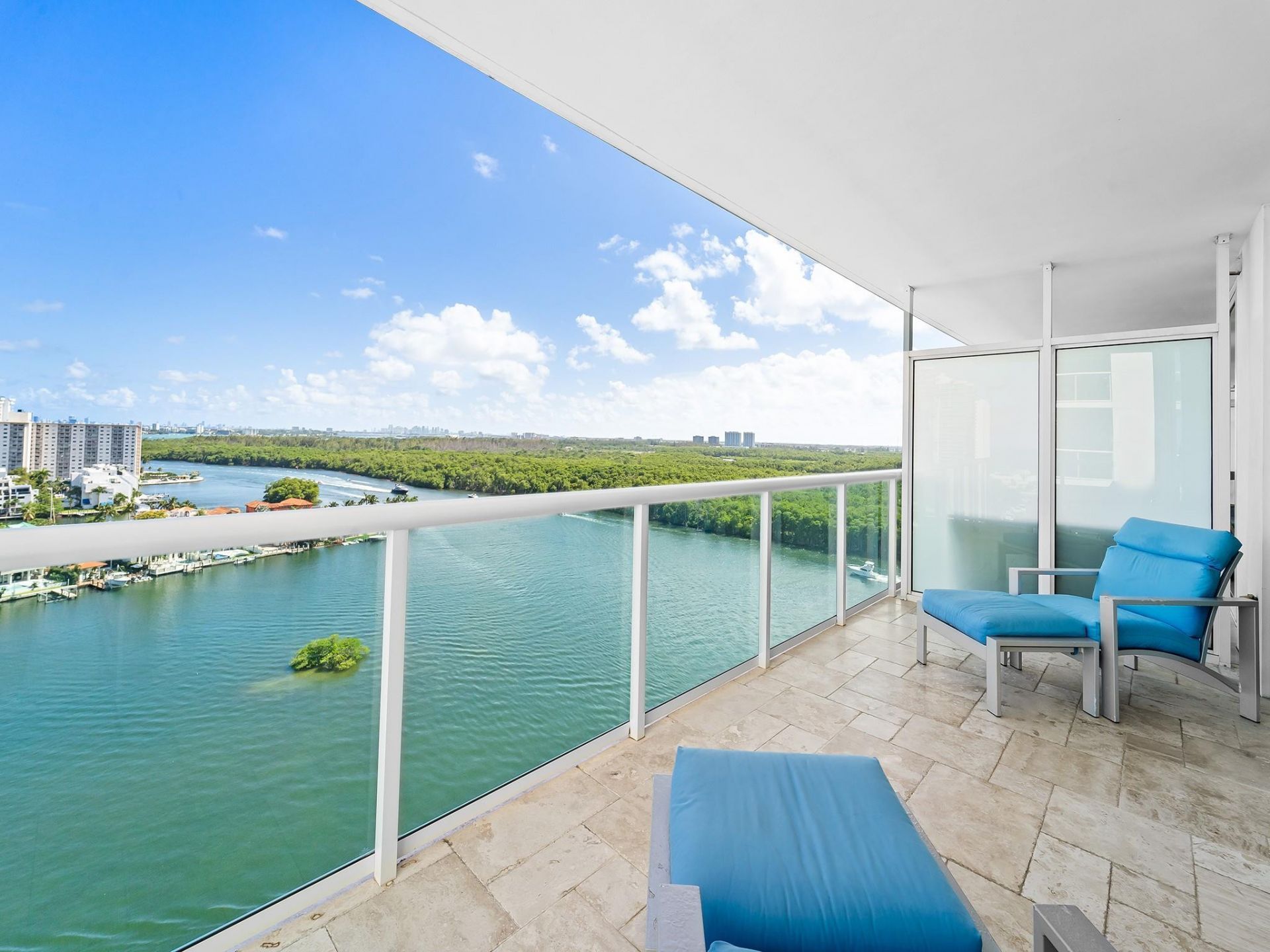 400 Sunny Isles Boulevard, Unit 1608, Sunny Isles Beach, FL 33160 Photo
