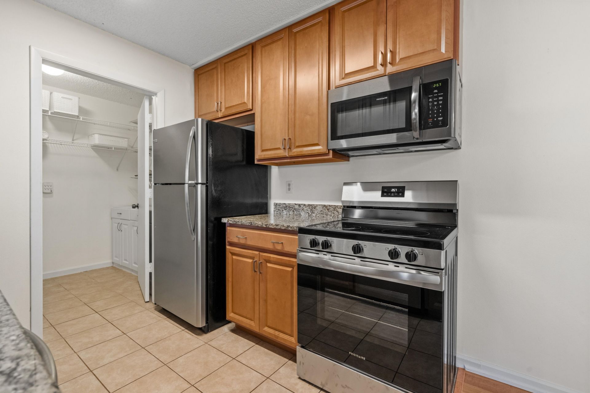 3981 NW Cinnamon Tree Circle, Jensen Beach, FL 34957 Photo