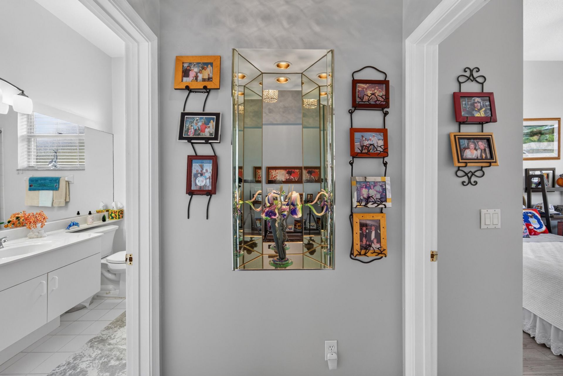 573 NW Montevina Drive, Port Saint Lucie, FL 34986 Photo