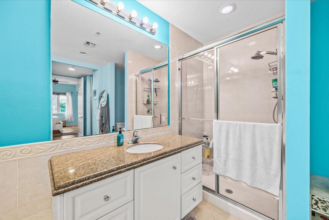 36 Harbour Isle Drive W, Unit 104, Fort Pierce, FL 34949 Photo