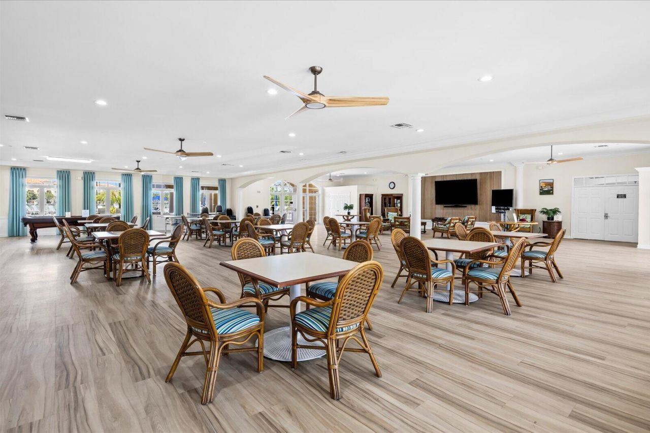 36 Harbour Isle Drive W, Unit 104, Fort Pierce, FL 34949 Photo
