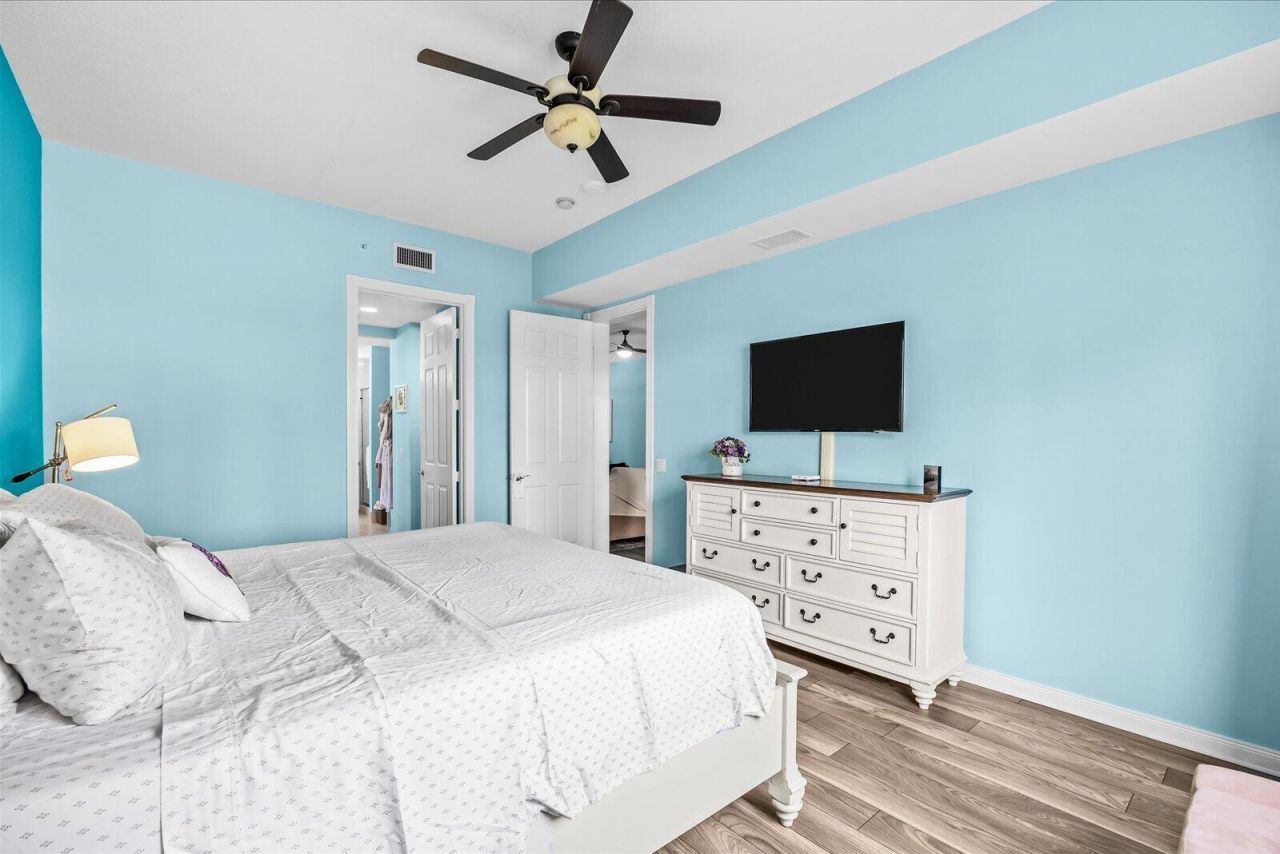 36 Harbour Isle Drive W, Unit 104, Fort Pierce, FL 34949 Photo
