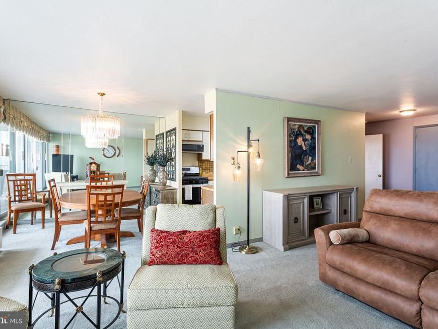 3900 Ford Road, Unit 17Q, Philadelphia, PA 19131 Main Photo