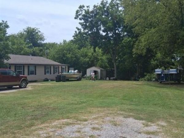 547 Fm 513 , Lone Oak, TX 75453