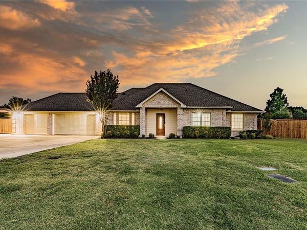 2201 Bradford Drive, Prosper, TX 75078