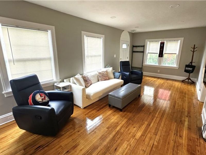 3576 Avalon Road , Shaker Heights, OH 44120 Photo 3