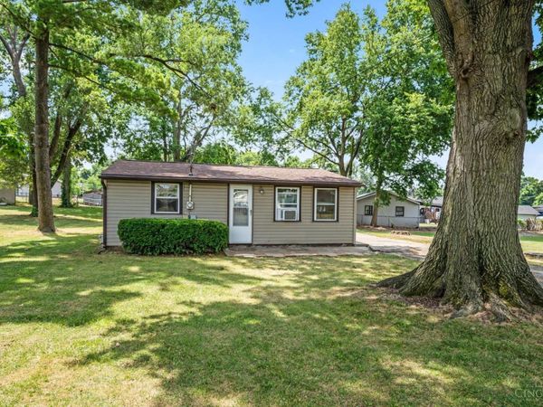 1516 Pershing Avenue, Middletown, OH 45044