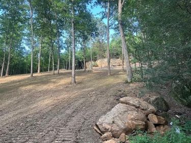 9999 Rocky Branch Road, East Bernstadt, KY 40729