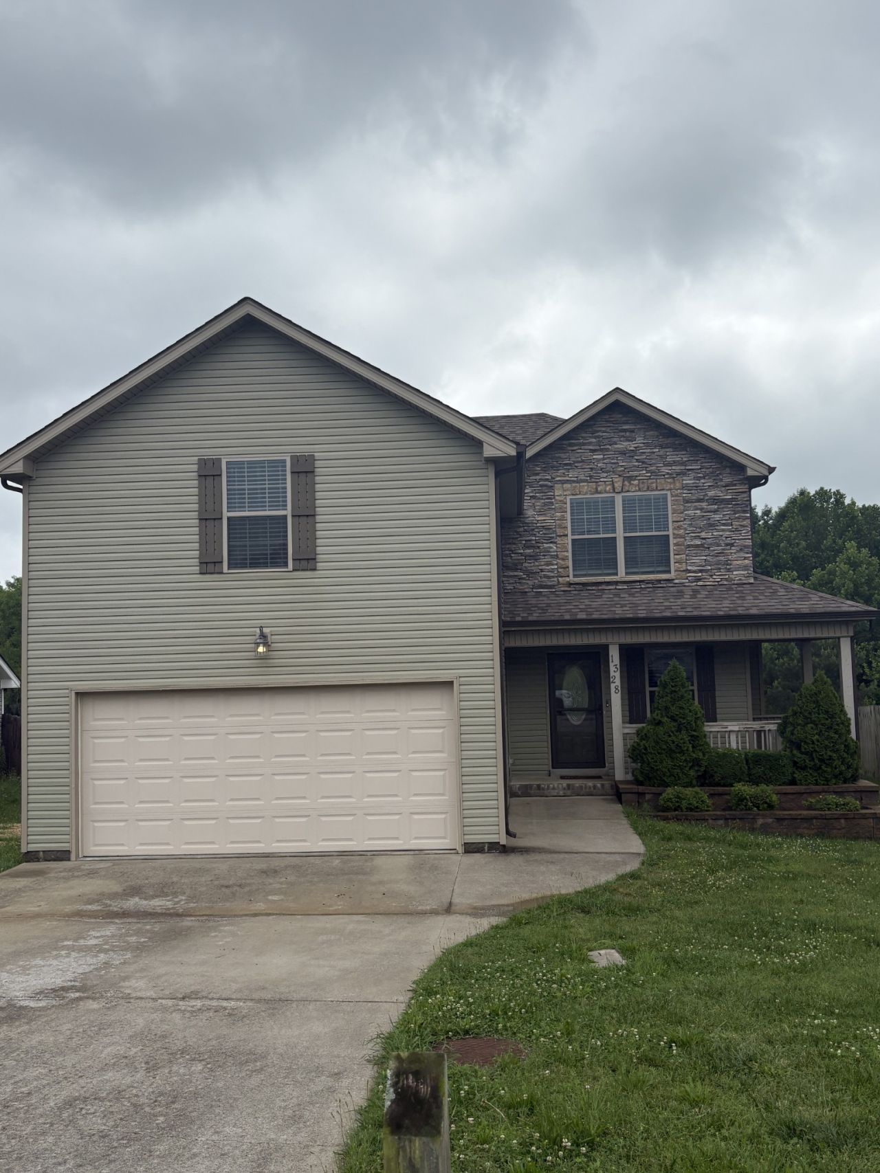 1328 Freedom Dr, Clarksville, TN 37042 Main Photo