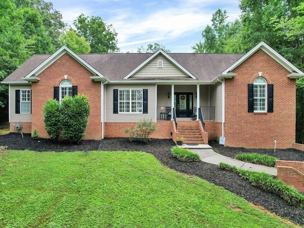 632 Old Parksville Road NE, Cleveland, TN 37323