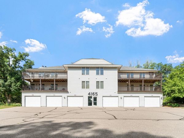 4165 Hilltop Point , Unit 105, Eagan, MN 55123