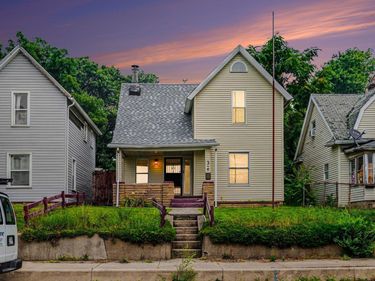 214 E Battell Street, Mishawaka, IN 46545