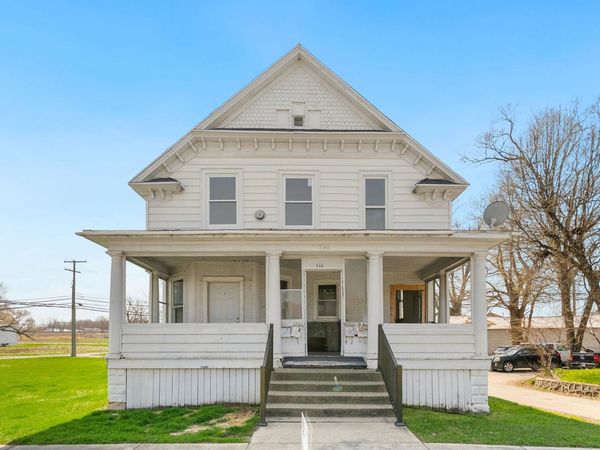 536 E Center Street, Warsaw, IN 46580