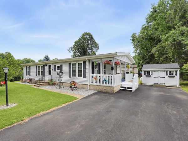 12 Fox Run, Brookfield, MA 01506