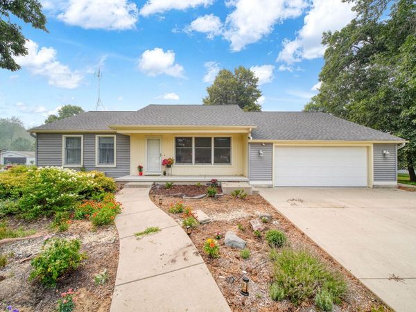 4234 Sauk Trail, Adrian, MI 49221