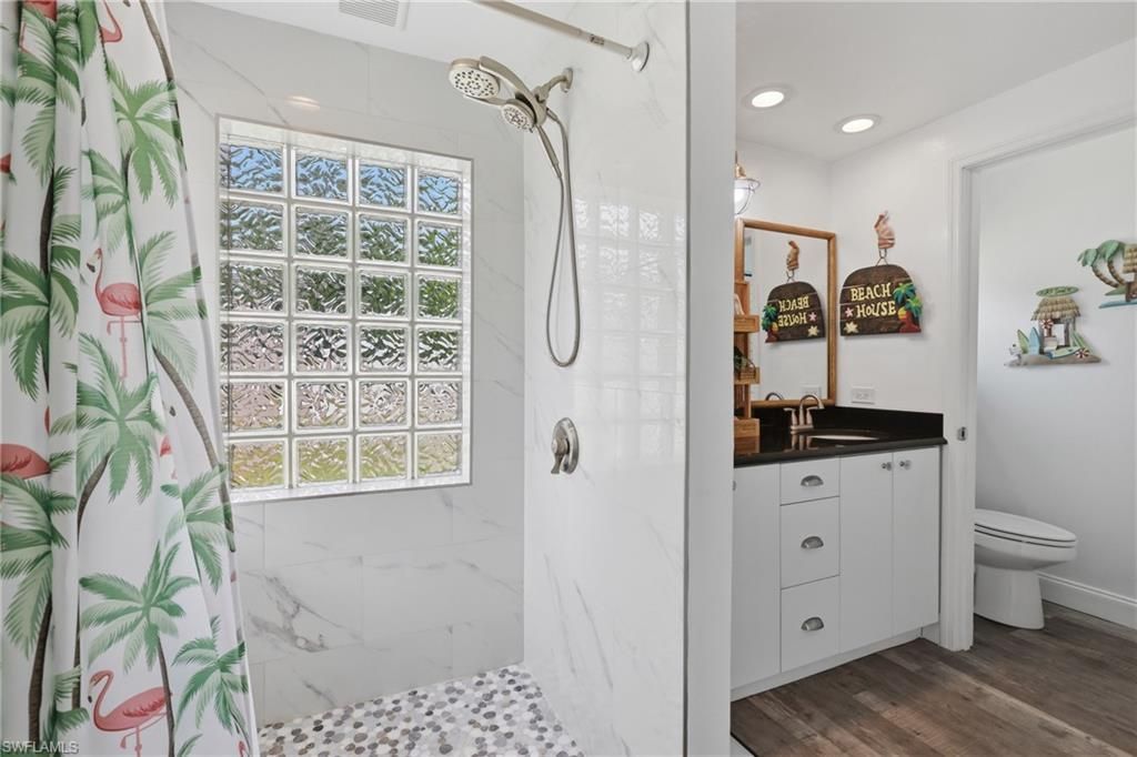 1447 Shadowlawn Dr , Naples, FL 34104 Photo