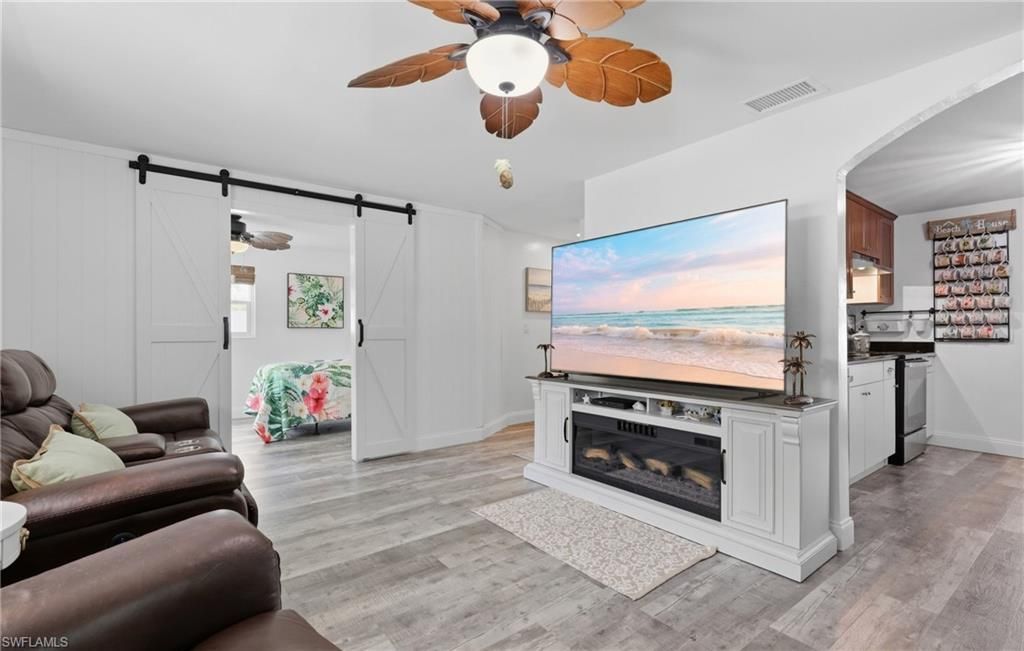 1447 Shadowlawn Dr , Naples, FL 34104 Photo