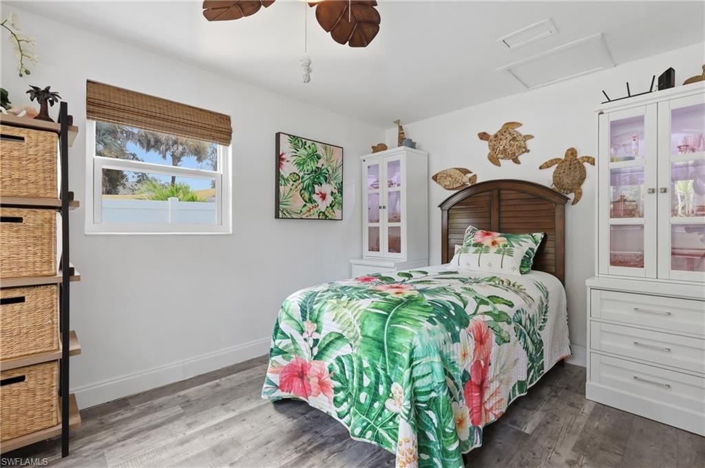 1447 Shadowlawn Dr , Naples, FL 34104 Photo